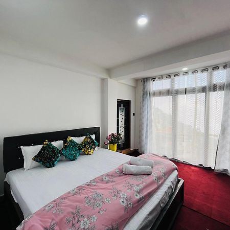 Shalom Inn Home Stay Дарджилинг Екстериор снимка