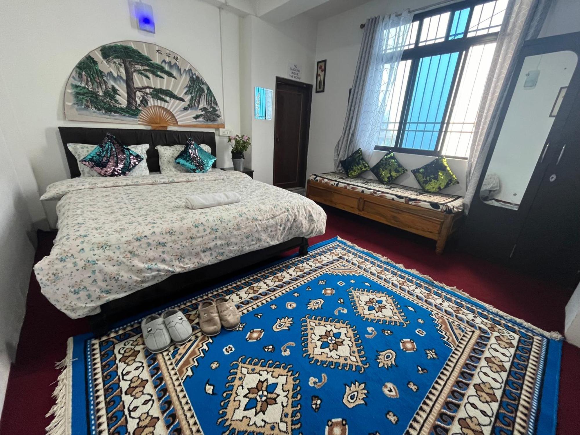 Shalom Inn Home Stay Дарджилинг Екстериор снимка