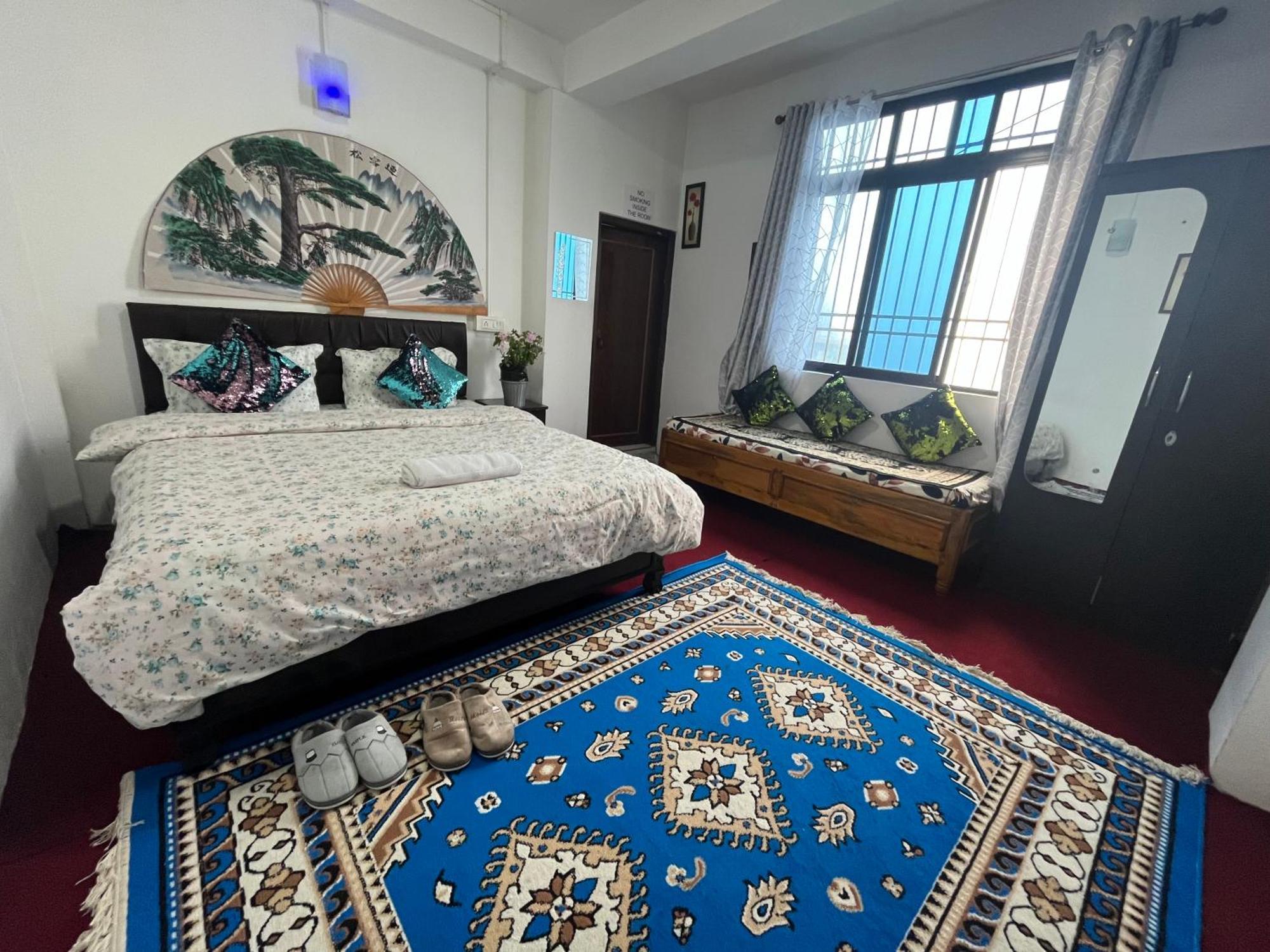 Shalom Inn Home Stay Дарджилинг Екстериор снимка