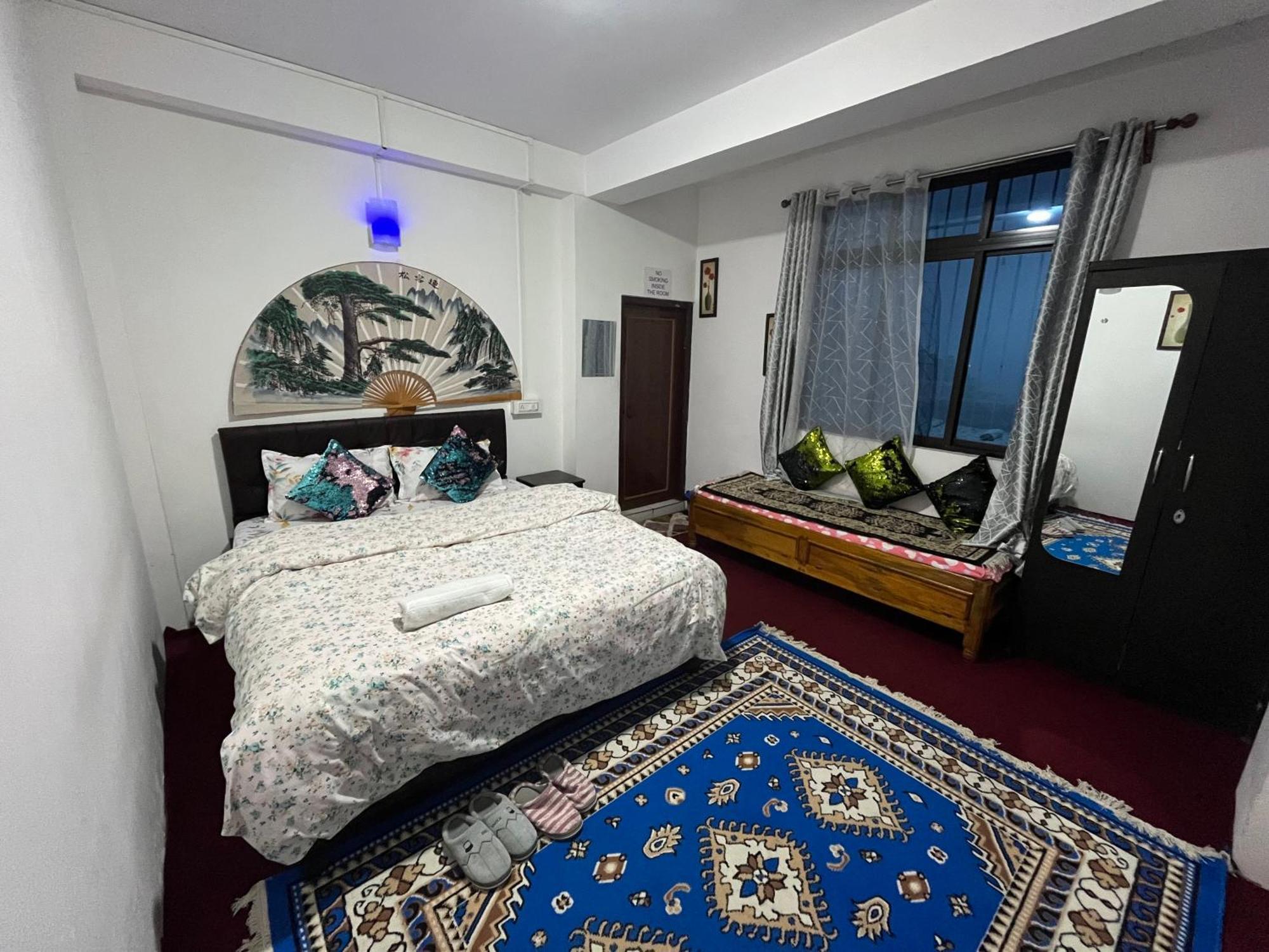 Shalom Inn Home Stay Дарджилинг Екстериор снимка