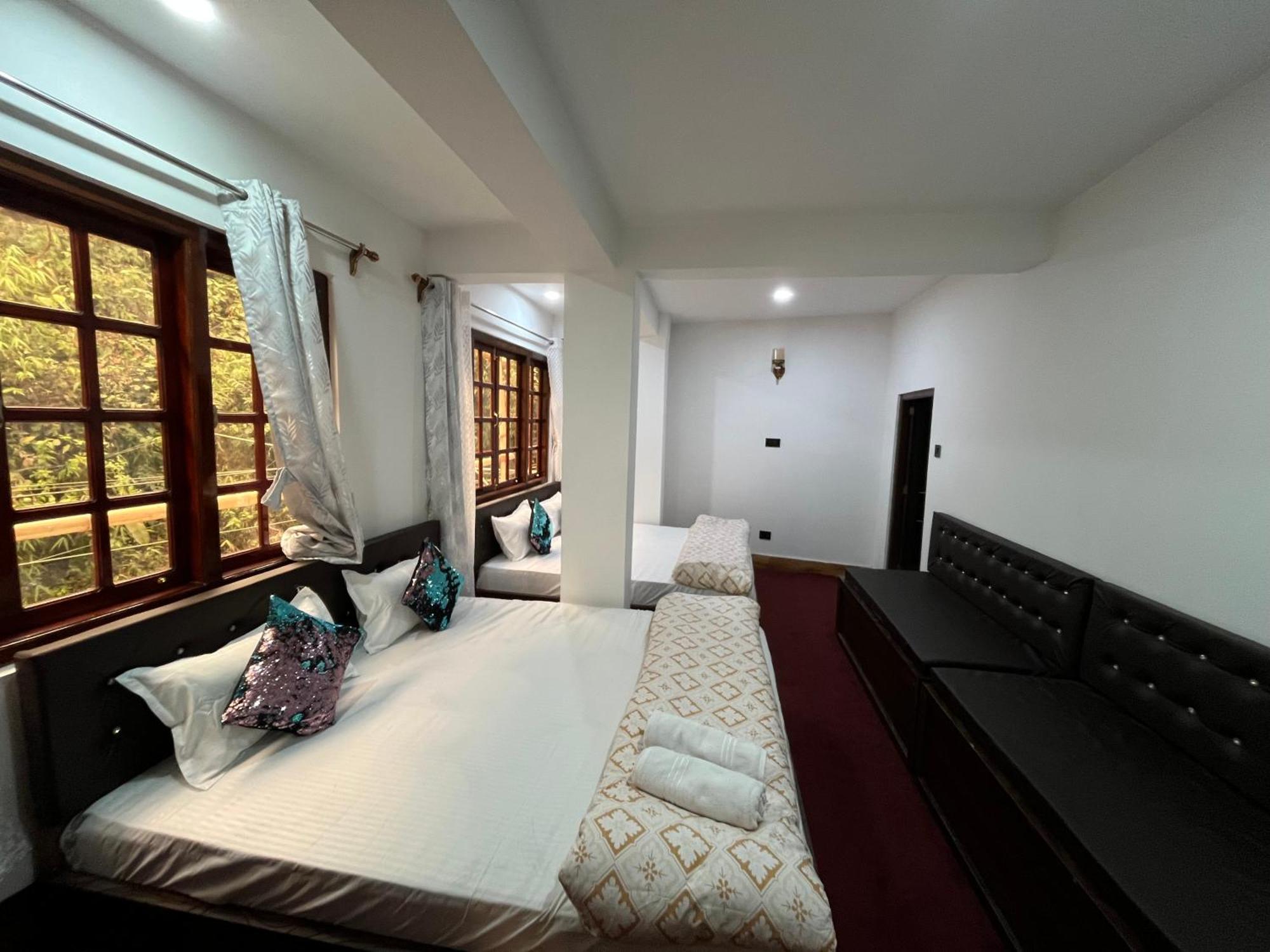 Shalom Inn Home Stay Дарджилинг Екстериор снимка